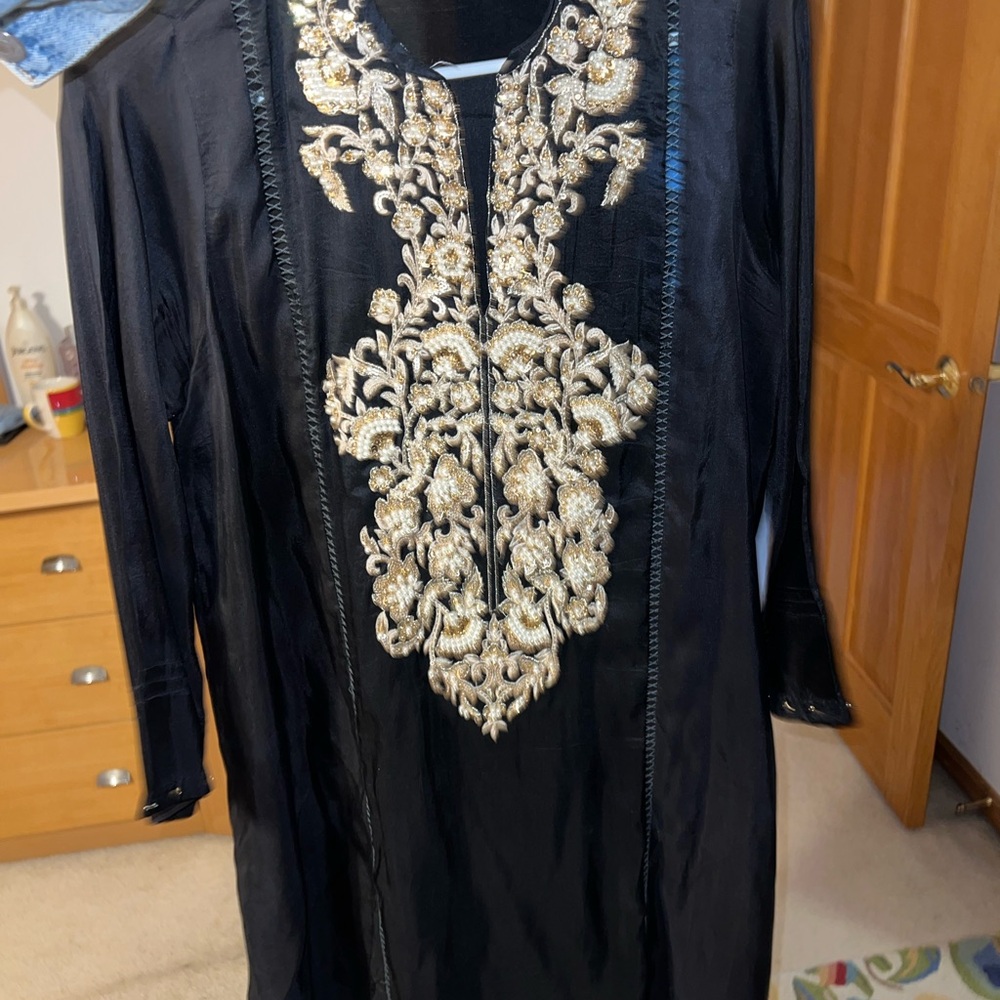 Agha Noor Kurti size medium